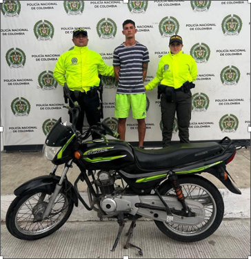 ¡Insólito! Le dieron libertad y 30 minutos después fue capturado nuevamente hurtándose una moto 1 Captura de Pantalla 2024 04 23 a las 1.41.29 p. m