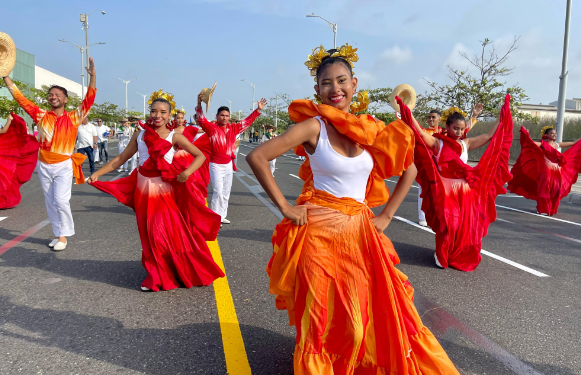 Barranquilleros celebraron los 211 años de la ciudad con magno desfile 1 Captura de pantalla 2024 04 07 203659