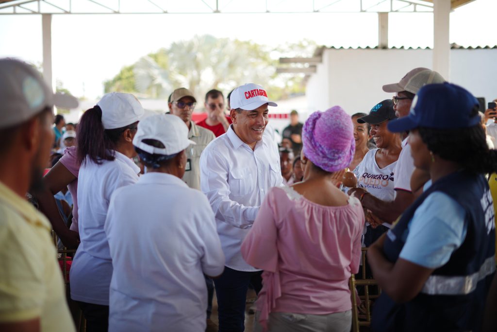 Alcalde Dumek Turbay se compromete con el desarrollo de Arroyo Grande y sus veredas 3 WhatsApp Image 2024 04 10 at 20.08.25 1