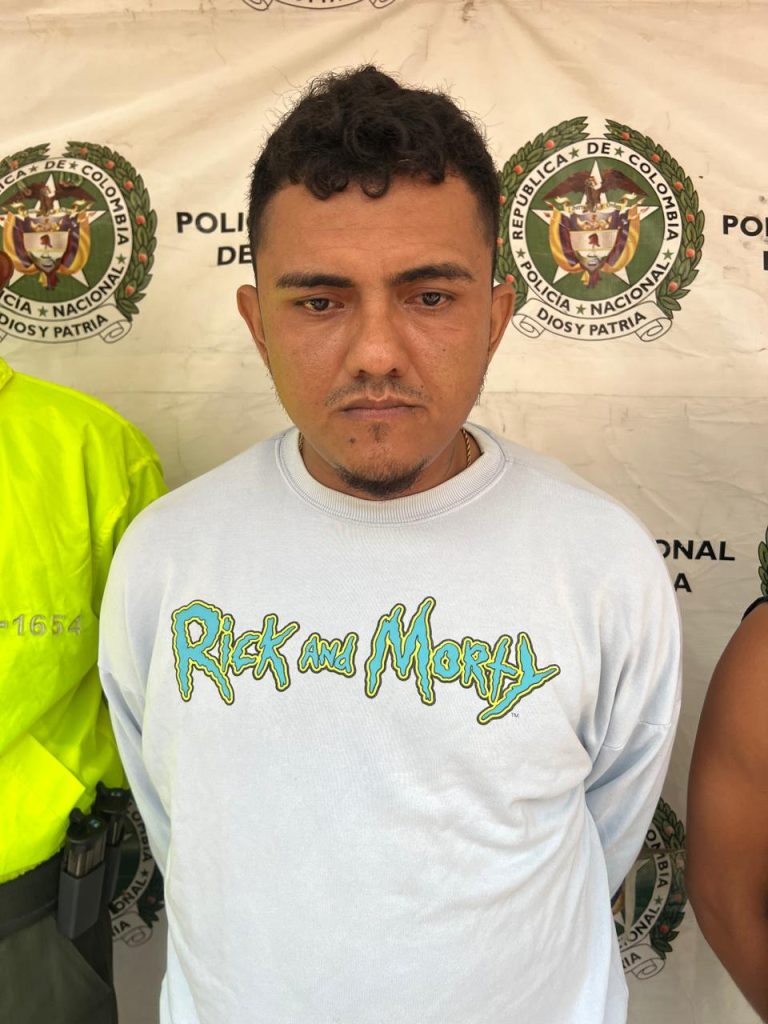 Cayeron alias “Pipe Bareta” y alias “Yerlis”, dos presuntos sicarios al servicio de las Autodefensas Conquistadores de la Sierra Nevada 1 a744701a 4e6a 425e bb7b ff240ca79872