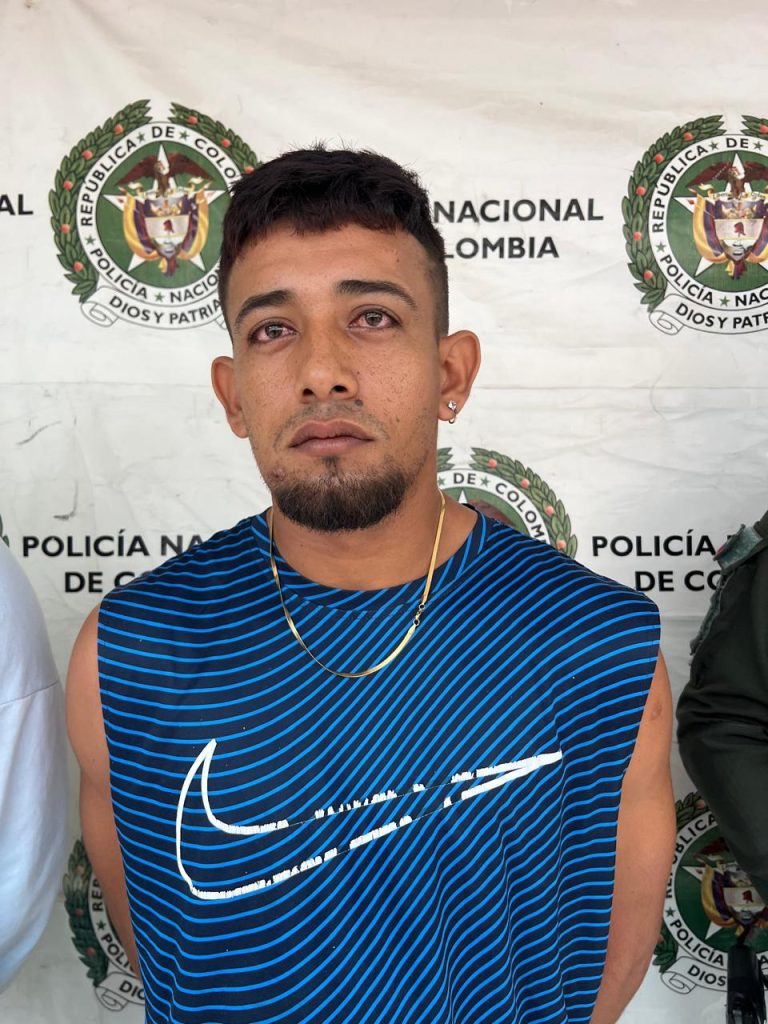 Cayeron alias “Pipe Bareta” y alias “Yerlis”, dos presuntos sicarios al servicio de las Autodefensas Conquistadores de la Sierra Nevada 2 d10dad08 4bf2 476f 964d 4299f8bfe32f