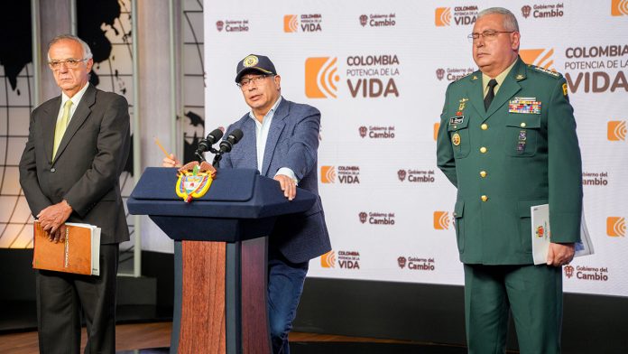 240430-01-Declaracion-Petro-MinDefensa-Comandante-Fuerzas-Militares-1280