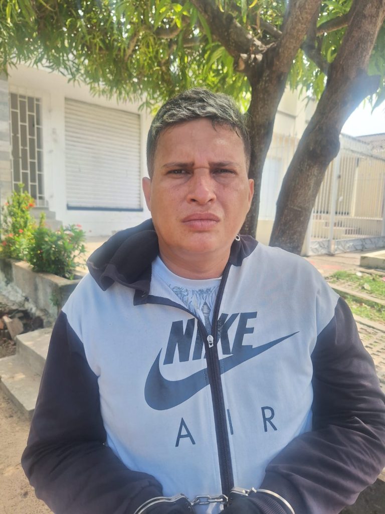 Taquillazo Caja Social: Presión de la Policía obligó a delincuentes a abandonar otro vehículo implicado 1 7b288505 e967 44f4 8654 d965ff46b1ce