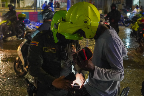 Operativo de seguridad en Cartagena: drones y motocicletas para proteger la ciudad 7 Captura de Pantalla 2024 05 22 a las 2.45.28 p. m