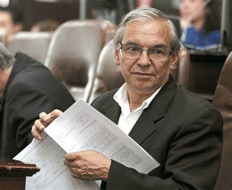 “El misterio de los carrotanques: ¿Dónde está el dinero perdido? UIAF en el ojo del huracán” 3 OIP 13 1