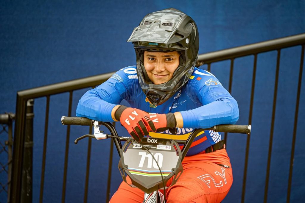 Sharid Fayad ratifico ser la tercera mejor bicicrossista del pais 3