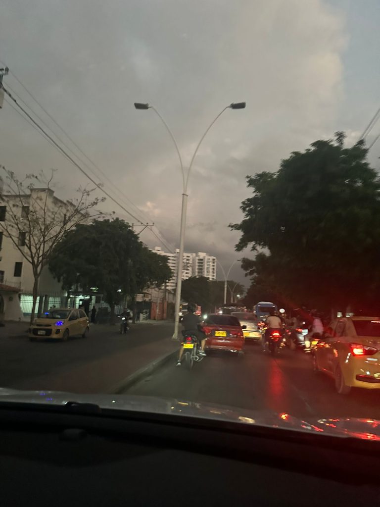 Santa Marta: Un llamado a la luz - La lucha contra la oscuridad en algunos barrios 2 WhatsApp Image 2024 05 03 at 19.10.25 1 1