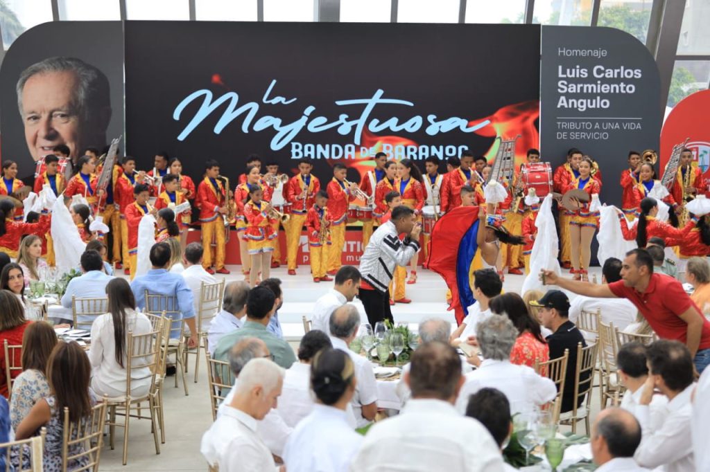 Banda de Baranoa, ejemplo de transformación social en el homenaje a empresario Luis Carlos Sarmiento Angulo 6 Banda de Baranoa 5