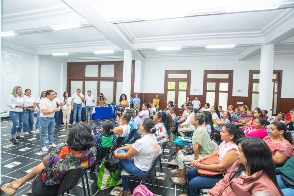 Cooperativa Modistas del Cambio' avanza sin descanso a convertirse en una empresa de propiedad colectiva con vocación de éxito en el mercado textil en la región Caribe colombiana 3 Imagen de WhatsApp 2024 06 16 a las 18.05.35 2e2143a8