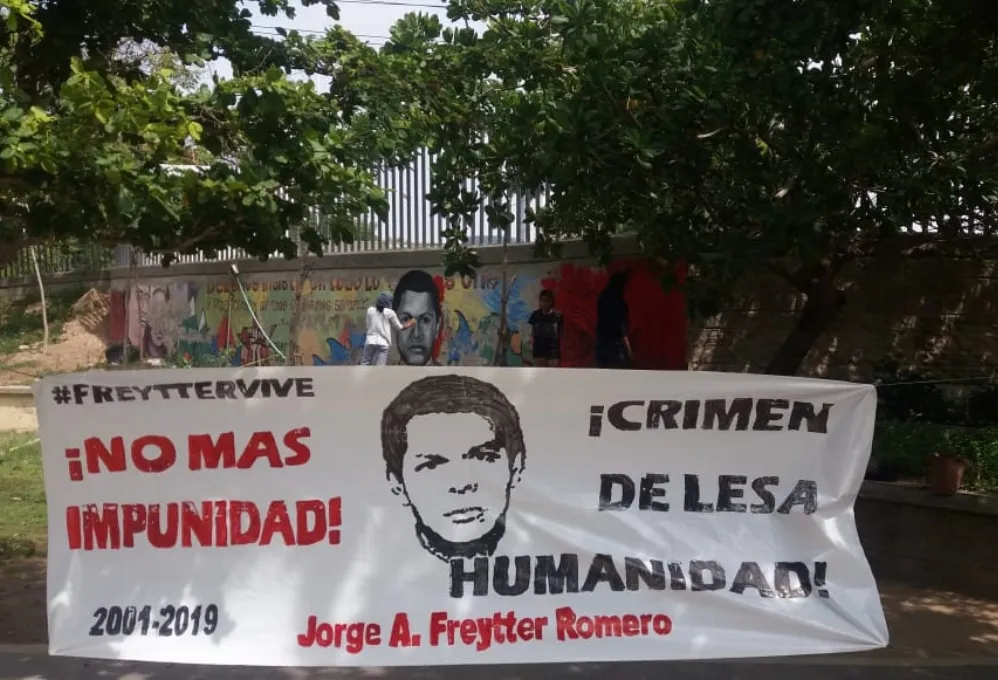 Protesta por el asesinato del profesor Jorge Freytter Romero