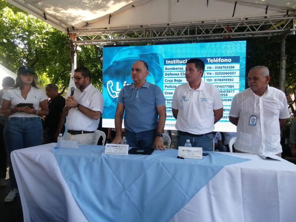 Alcalde Pinedo anuncia apertura de un CAI en el barrio María Eugenia para aumentar la Seguridad 1 WhatsApp Image 2024 06 01 at 7.15.22 PM 1536x1152 1