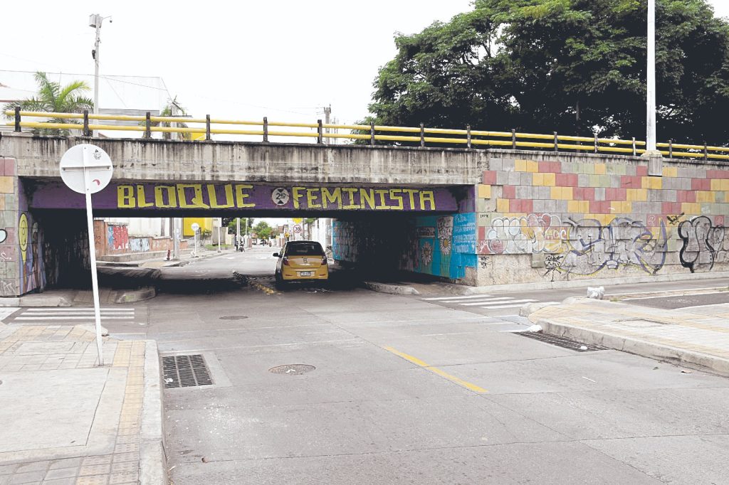 El abandono, la plaga que carcome los puentes de la ciudad 4 df1c1174 dc43 4628 8a48 a1a6b4b8abdd