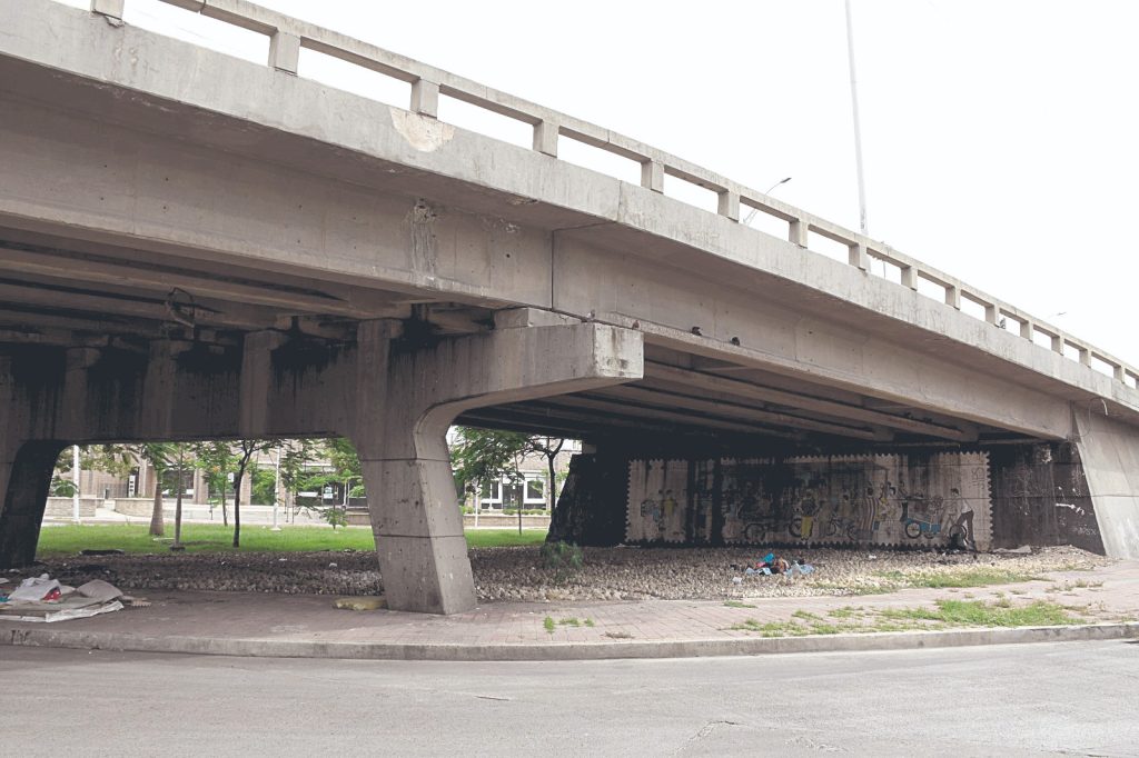 El abandono, la plaga que carcome los puentes de la ciudad 1 e27ec80e 6a7c 47e4 ba41 a7cb9fba269a