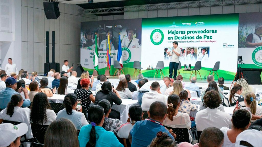 Gobierno invertirá $3.315 millones para que 460 actores de paz en territorios afectados por el conflicto sean proveedores turísticos 1 240725 MinCIT Destinos de Paz 2 1280