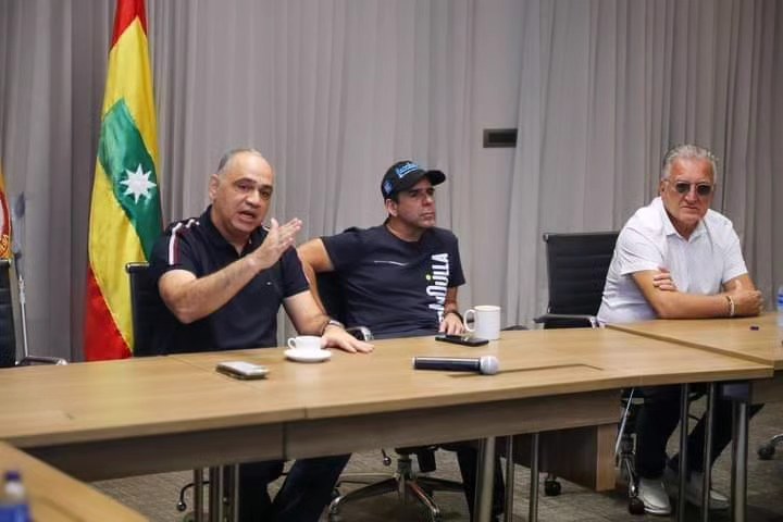 "La burla con el agua para Santa Marta": Pinedo llega a Barranquilla para un negociado privado y repartirselos unos cuantos, Rafa Martínez pone la lupa 3 451764771 1045430886945656 7970349676422846000 n 2