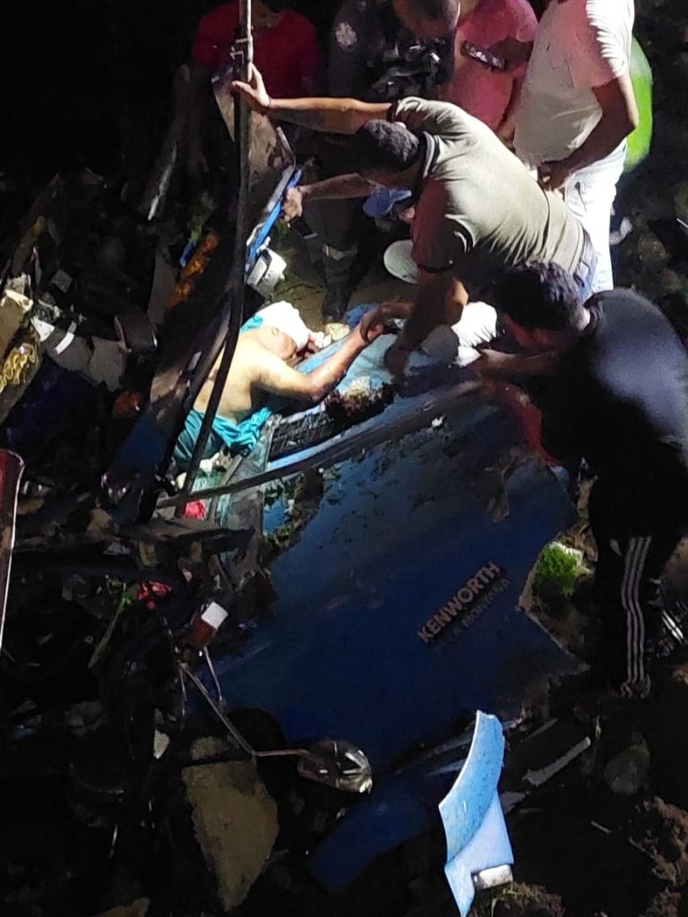 Accidente de tractomula en la variante Sabanalarga-Palmar de Varela deja un fallecido 3 bbd3270d a6e6 4668 b8c7 6ee131aa9d76