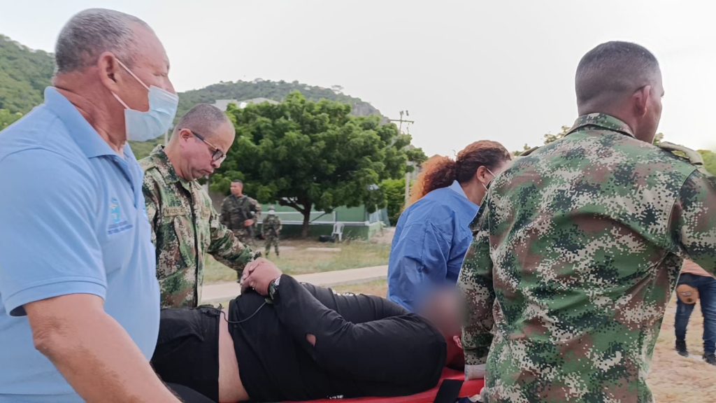 Tras combate, Ejército capturó a tres presuntos integrantes de las Autodefensas Conquistadoras de la Sierra Nevada 4 239375c9 bf90 4514 99b4 9dccabfa0a3e