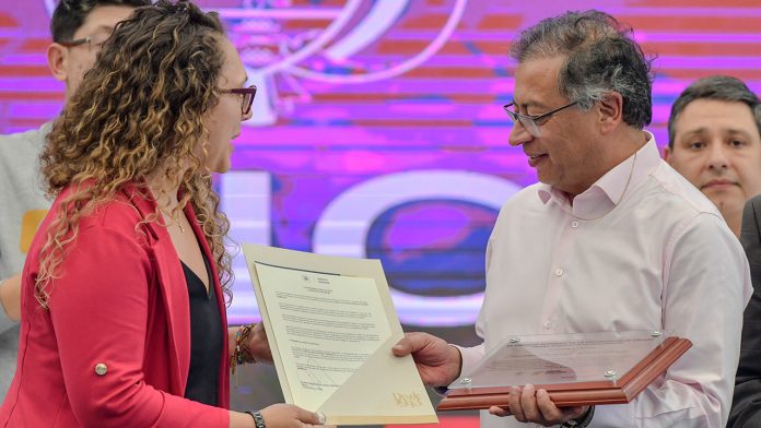 240813-03-Lanzamiento-primera-Facultad-Inteligencia-Artificial-Colombia-1280