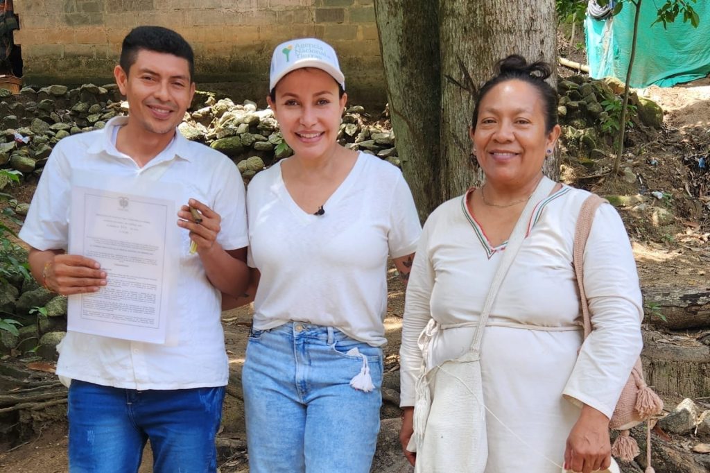 En Magdalena y Cesar, Agencia Nacional de Tierras entrega más de mil 300 hectáreas al pueblo indígena Ette Ennaka – Chimila 4 32940088 52e0 40b8 97d5 a10df656b612