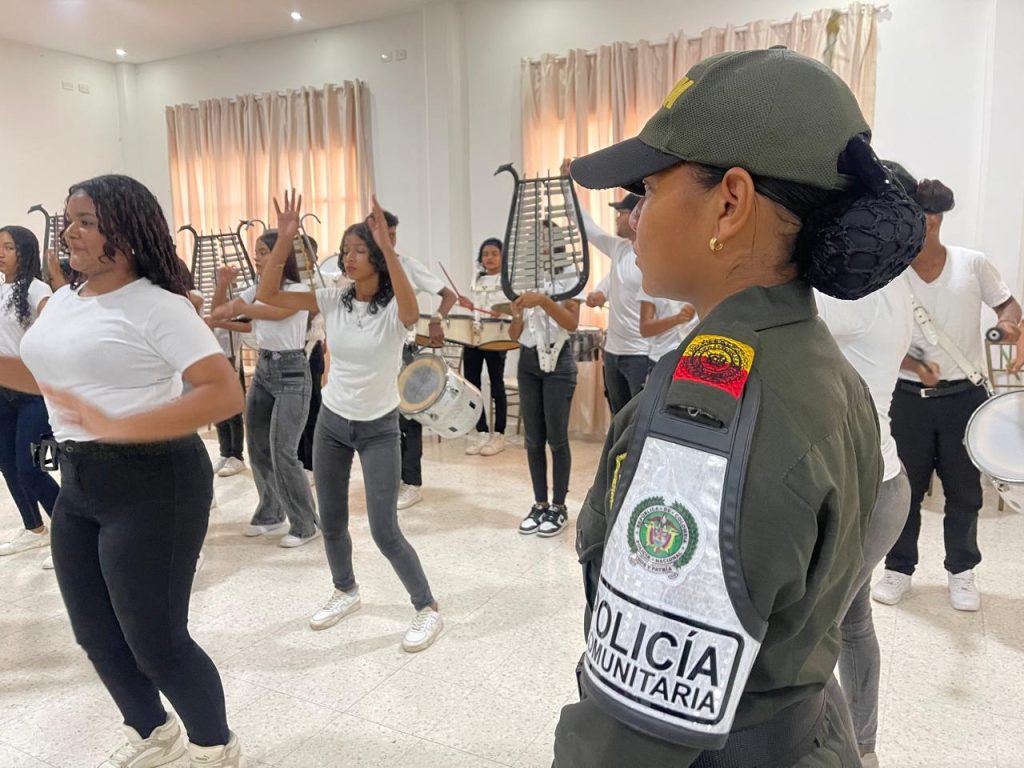 La Policía comunitaria: La seguridad es un esfuerzo compartido 3 5e4ff4d4 f089 49cd b5ee cf5d61d29232