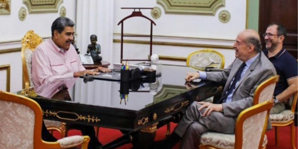 El excanciller de Colombia, Álvaro Leyva sostuvo una reunión en Venezuela con Nicolás Maduro 1 66d0182875e98