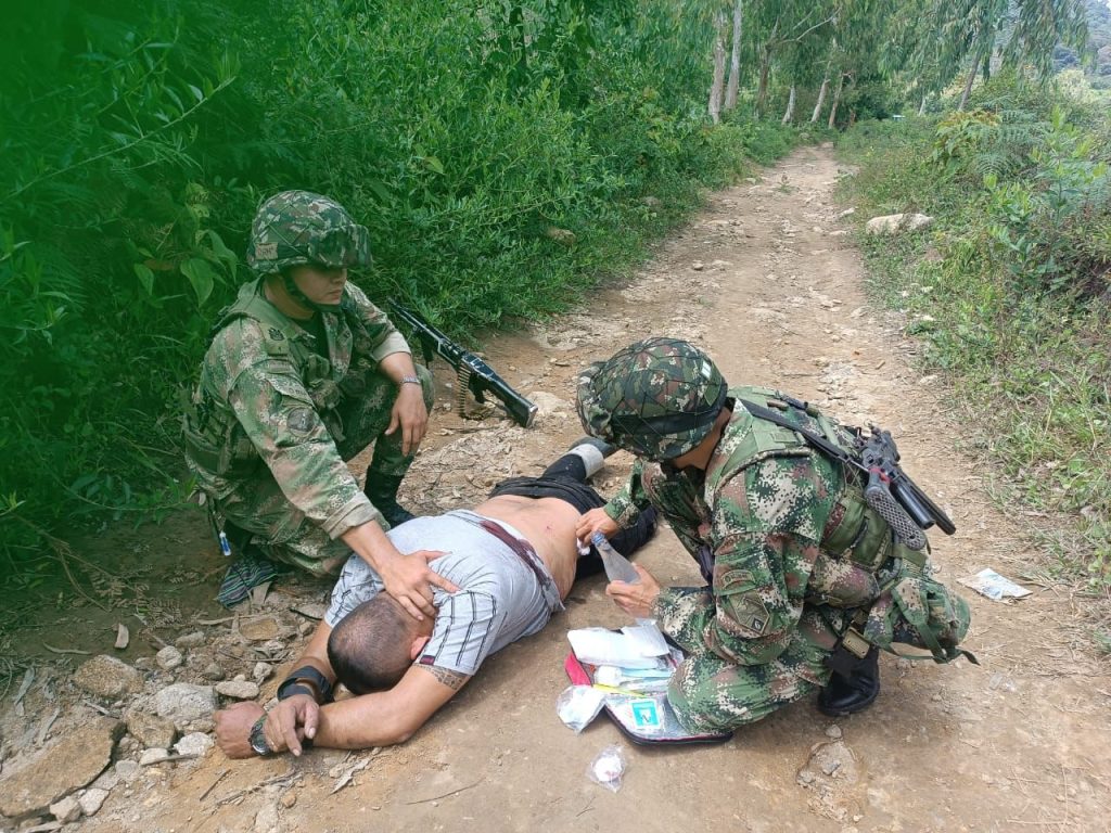 Tras combate, Ejército capturó a tres presuntos integrantes de las Autodefensas Conquistadoras de la Sierra Nevada 1 6b223003 59c8 41a1 811d 85698775a395