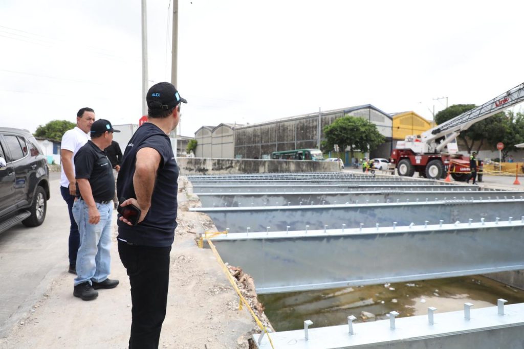 Distrito reporta histórico recaudo de impuestos 2 Alcalde inspeccion obras2