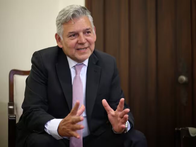 Jaime Cabal presidente de la Federacion Nacional de Comerciantes Empresarios Fenalco