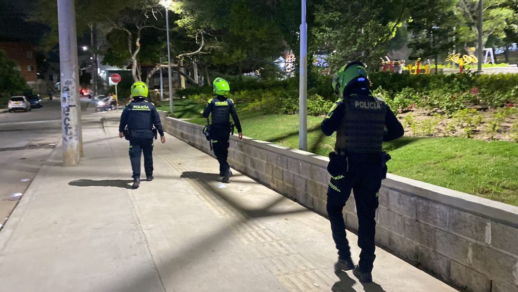 Policía intensifica operativos en el suroccidente de Barranquilla para combatir el delito 3 WhatsApp Image 2024 08 13 at 10.32.33 AM 2