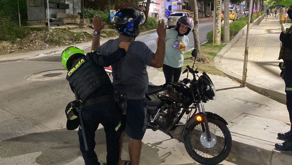 Policía intensifica operativos en el suroccidente de Barranquilla para combatir el delito 2 WhatsApp Image 2024 08 13 at 10.32.33 AM 3