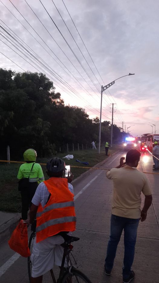 Un muerto deja accidente de tránsito en la Avenida Circunvalar, próximo a Alameda del Río 2 460299853 122179770242215645 5367643438881585187 n
