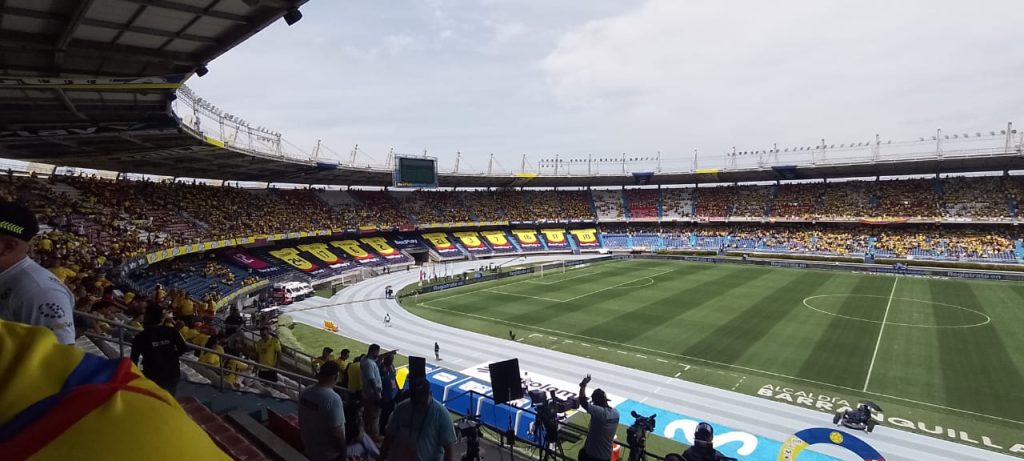 A más de 35° el Metropolitano ya está casi lleno esperando por Colombia y Argentina 3 WhatsApp Image 2024 09 10 at 1.32.16 PM