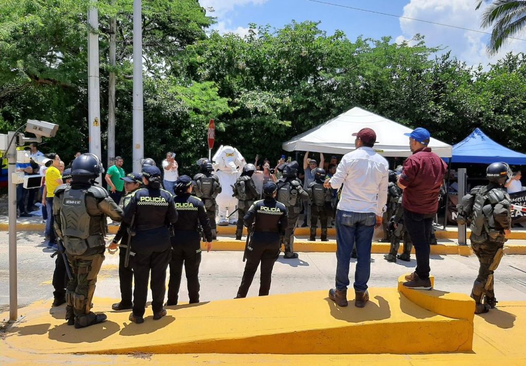 "Aquí no hay violencia": Comunidad que realiza protesta pacífica en Papiros nuevamente víctima de la fuerza pública 4 WhatsApp Image 2024 09 16 at 12.32.10 PM 1