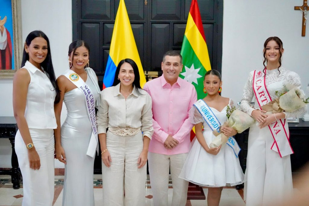 "Cartagena tendrá representantes en diferentes certámenes nacionales y sé que dejarán en alto el nombre de la ciudad": Dumek Turbay, alcalde mayor de Cartagena 1 WhatsApp Image 2024 09 30 at 2.21.39 PM 1