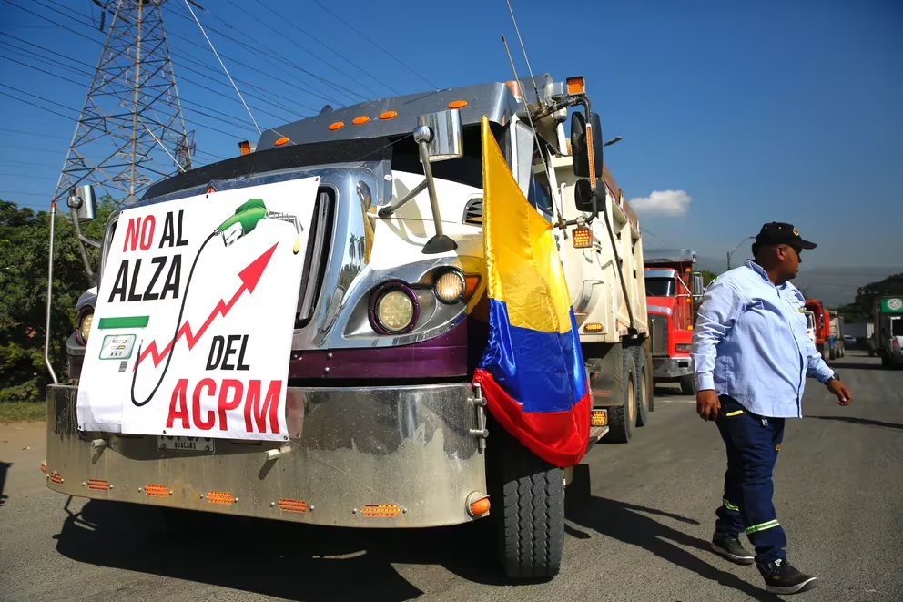 Gobierno Nacional enfrenta contundente pliego de peticiones del gremio de transporte 1 transportadores protestan 3