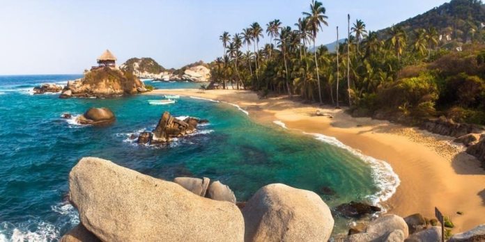 A partir de manana el Parque Tayrona cierra sus puertas temporalmente 696x348 1