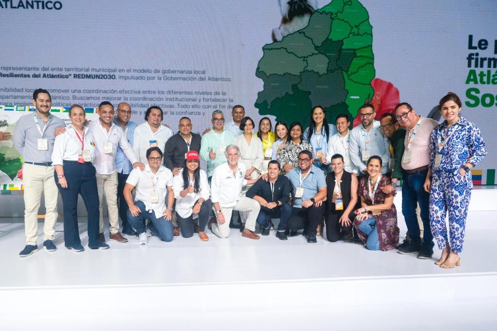 Gobernación y alcaldes del Atlántico firman acuerdo para activar a Red de Municipios Sostenibles 3 IMG 20241004 WA0025