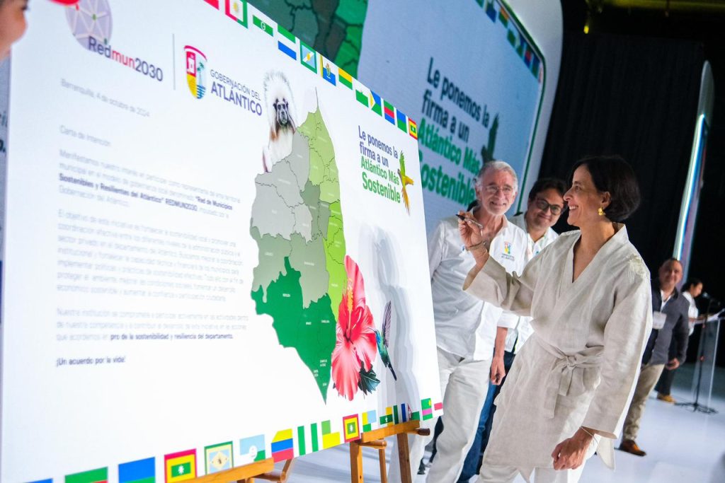 Gobernación y alcaldes del Atlántico firman acuerdo para activar a Red de Municipios Sostenibles 1 IMG 20241004 WA0027