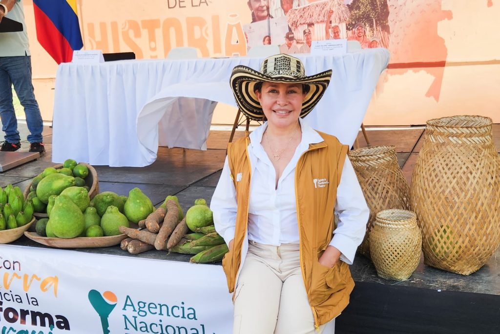 La más grande entrega de tierras en la historia inició con más de 3.000 hectáreas a campesinos en Magdalena 1 IMG 20241004 WA0050