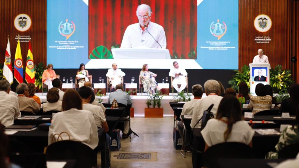 “En el Atlántico con IA mejoramos la atención al ciudadano”: gobernador Eduardo Verano 1 IMG 20241007 WA0071 1280x720 1