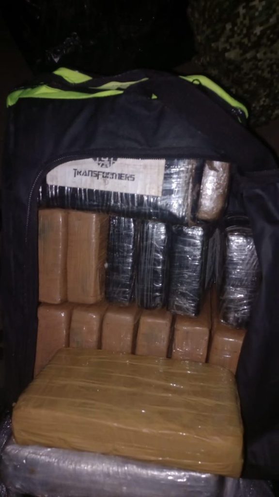 En cuatro centros de acopio : Incautan una tonelada de coca, avaluada en US$40 millones, en Tubará 1 IMG 20241017 WA0025