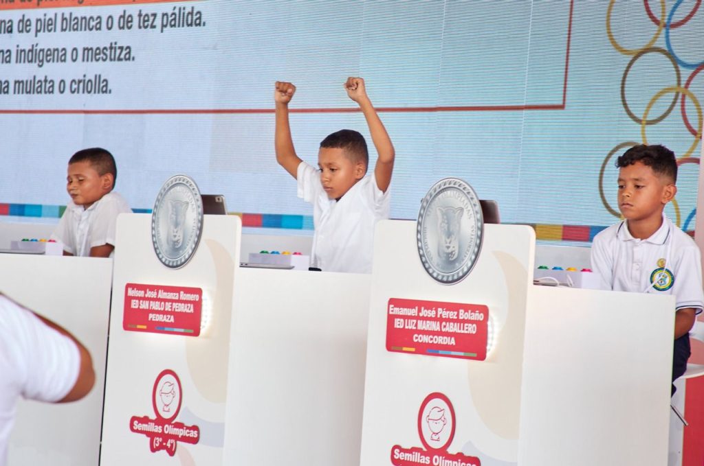 Gobernación premiará con viajes Internacionales, bicicletas, tabletas y computadores a los ganadores de las Mega Olimpiadas y Premios a la Excelencia 3 WhatsApp Image 2024 10 28 at 2.43.10 PM