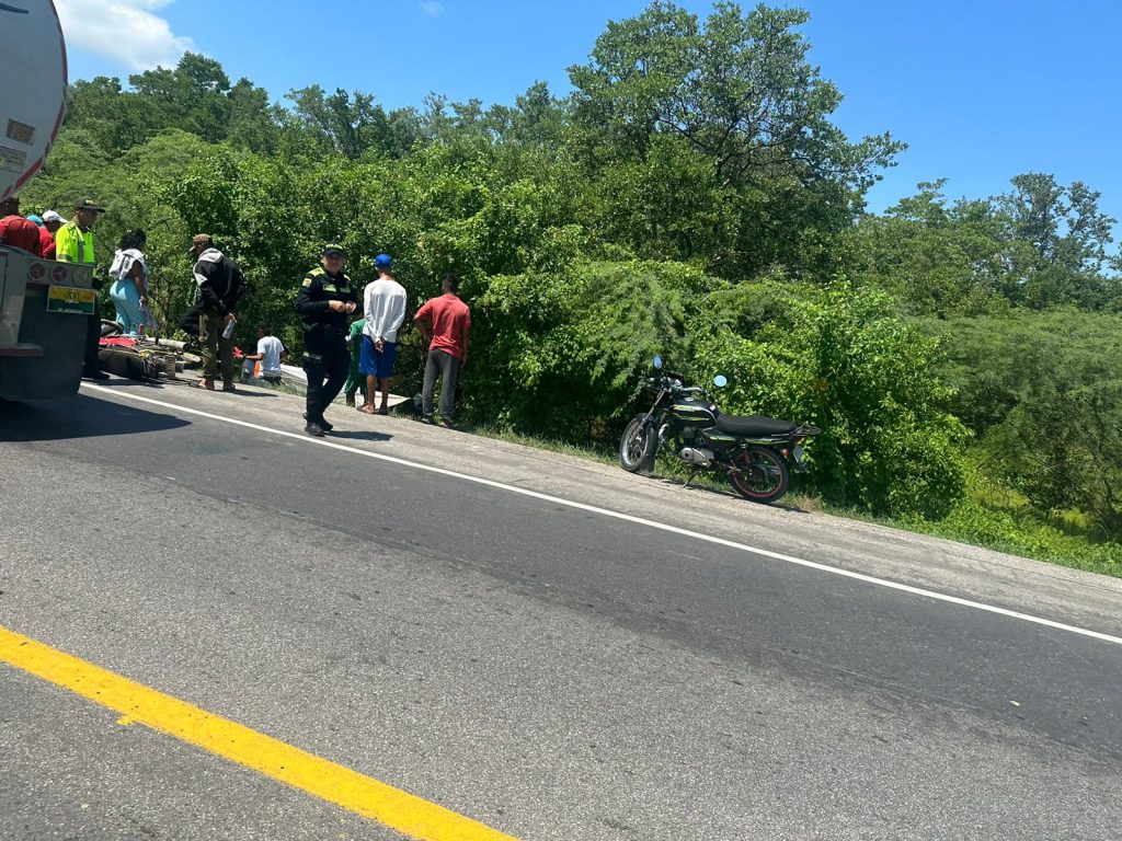 Accidente de tránsito en el kilómetro 10 de la vía Santa Marta-Barranquilla 4 f1262387 314d 48db ada3 722976a9d77d