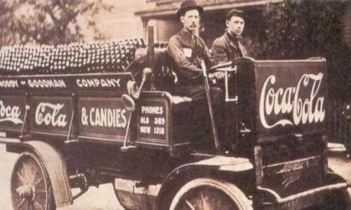 historia de la coca cola clasicajpg