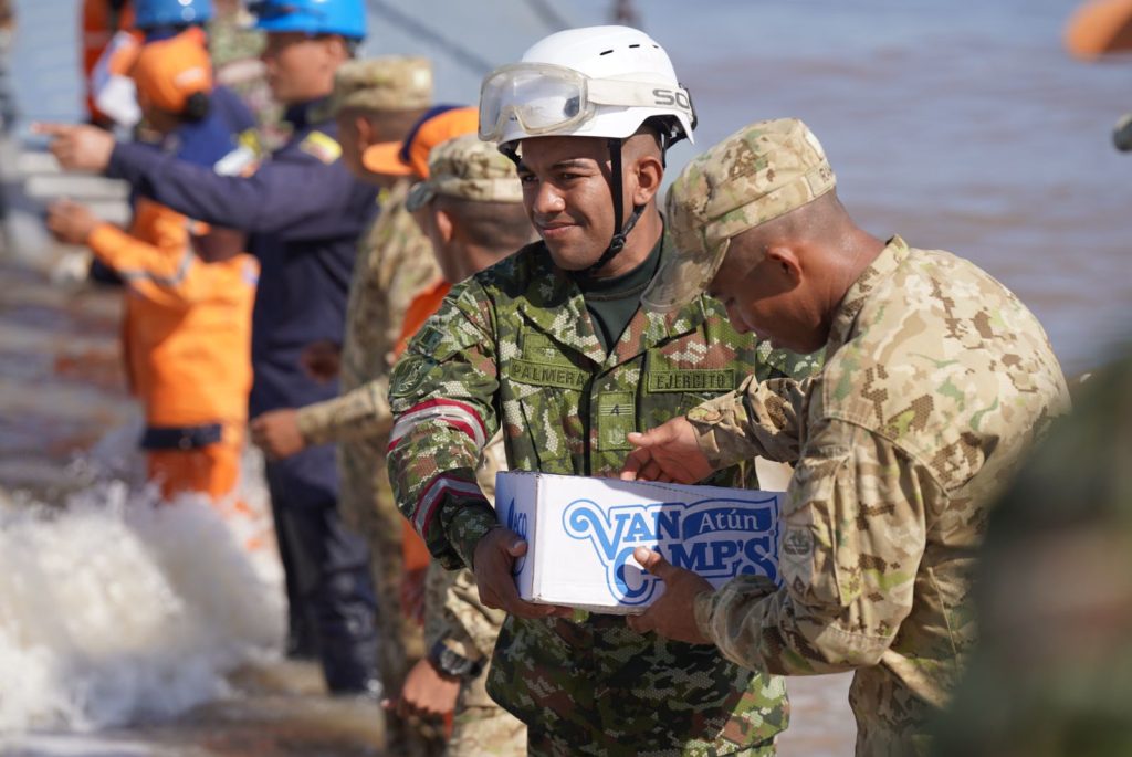 Fuerza Pública y Entidades Estatales Inician Entrega de Ayudas Humanitarias en La Guajira 15 1e077d4f f96d 4bf0 87ea 052243f1fc8f