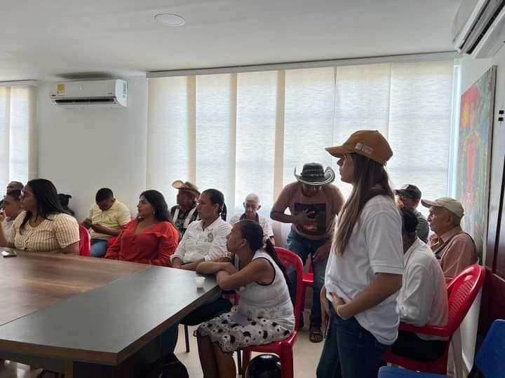 Se discutió en Tenerife Plan de Ordenamiento Social Rural para la Titulación de Tierras 2 466734848 1018973973575636 9184401397796837867 n
