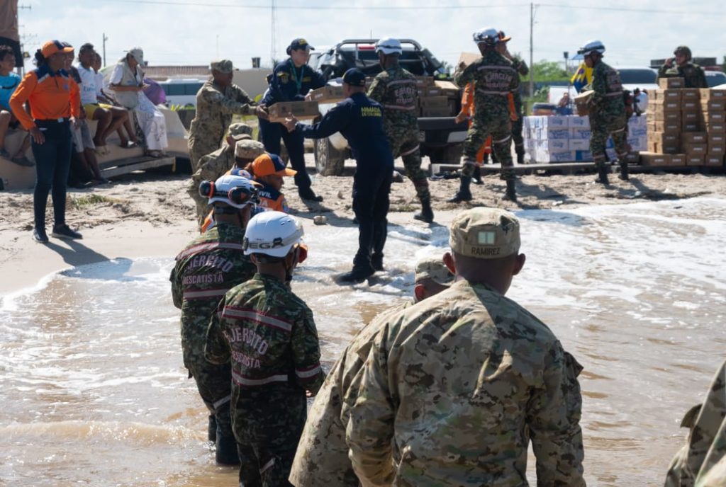 Fuerza Pública y Entidades Estatales Inician Entrega de Ayudas Humanitarias en La Guajira 24 4847a437 318d 4217 9e43 5a37c6fb2192