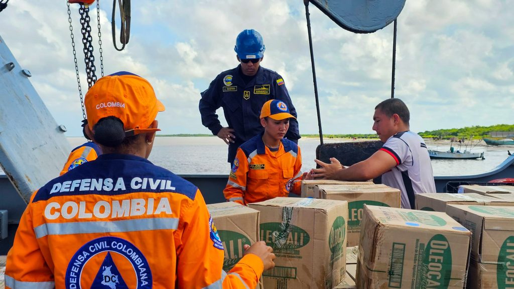 Armada de Colombia Zarpa con Ayudas Humanitarias hacia la Alta Guajira para las comunidades afectadas por el invierno 1 7eaed004 f490 4ddc a57f 1414b8ca5191