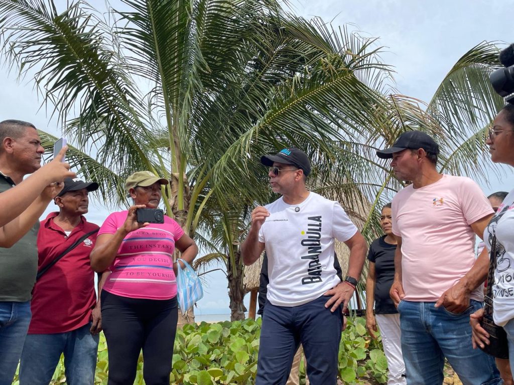 Con caseteros integrados al proyecto, alcalde Char realiza nueva inspección de obras en Puerto Mocho 2 Puerto Mocho 7