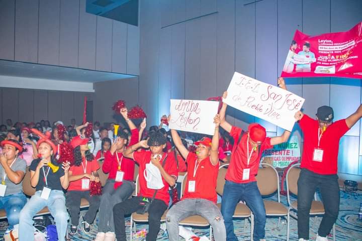 ¡El Cambio con resultados avanza en la educación del Magdalena! Gobernación premió a los mejores estudiantes de las Mega Olimpiadas y entregó los Premios a la Excelencia Docente 6 WhatsApp Image 2024 11 04 at 11.57.32 AM 1
